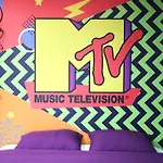 Capsule 90's - Balneo - Sauna - Flipper - Billard - Netflix - Nintendo Switch & Jeux - Mons