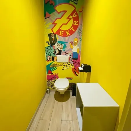 Capsule 90's - Balnéo - Sauna - Flipper - Billard - Netflix - Nintendo Switch&jeux - Appartamento Mons