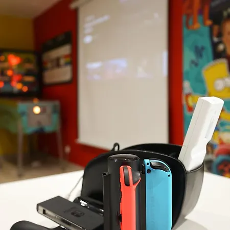 Capsule 90's - Balneo - Sauna - Flipper - Billard - Netflix - Nintendo Switch & Jeux - *