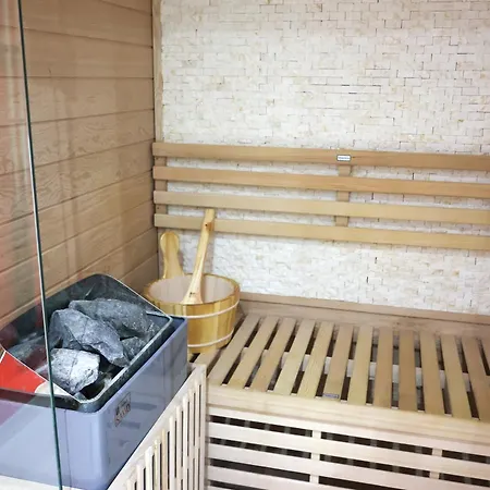 Capsule 90's - Balnéo - Sauna - Flipper - Billard - Netflix - Nintendo Switch&jeux -