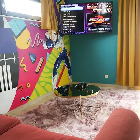 Appartamento Capsule 90's - Balnéo - Sauna - Flipper - Billard - Netflix - Nintendo Switch&jeux - Mons