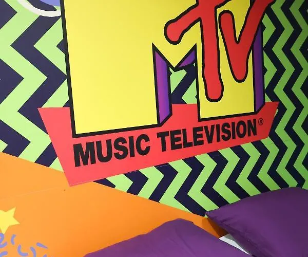 דירה Capsule 90's - Balneo - Sauna - Flipper - Billard - Netflix - Nintendo Switch & Jeux - *