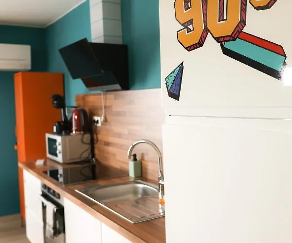 Capsule 90's - Balneo - Sauna - Flipper - Billard - Netflix - Nintendo Switch & Jeux - דירה מונס