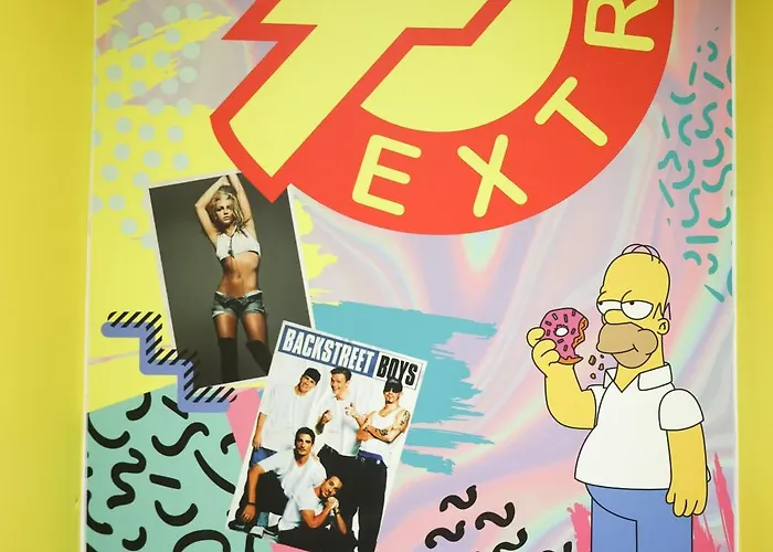 Capsule 90's - Balneo - Sauna - Flipper - Billard - Netflix - Nintendo Switch & Jeux - דירה מונס