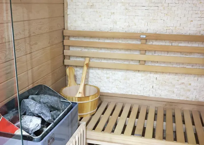 Capsule 90's - Balneo - Sauna - Flipper - Billard - Netflix - Nintendo Switch & Jeux -