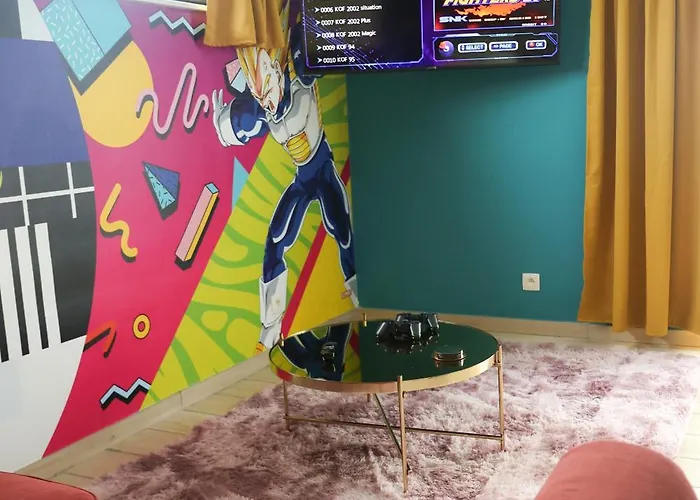 דירה Capsule 90's - Balneo - Sauna - Flipper - Billard - Netflix - Nintendo Switch & Jeux - מונס